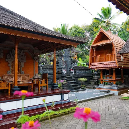 Rindu Homestay Undisan Bagian luar foto